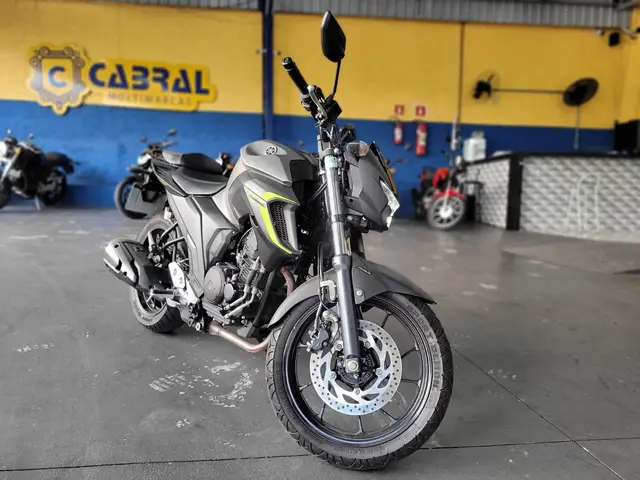 Carro Yamaha YS 250 Fazer 2024 ABS