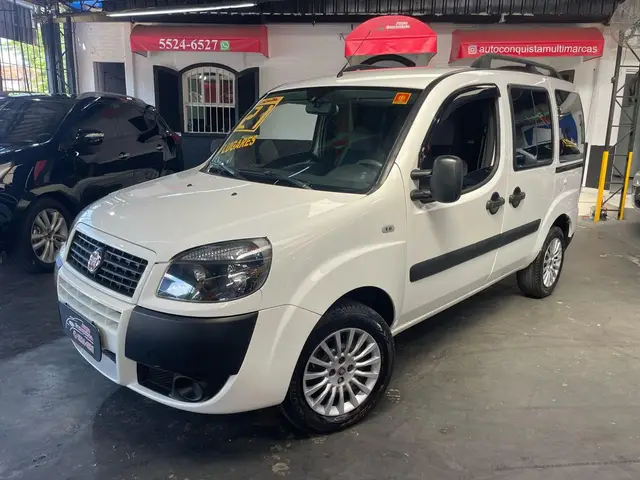 Carro Fiat Doblò 2021 Essence 1.8 16V (Flex)