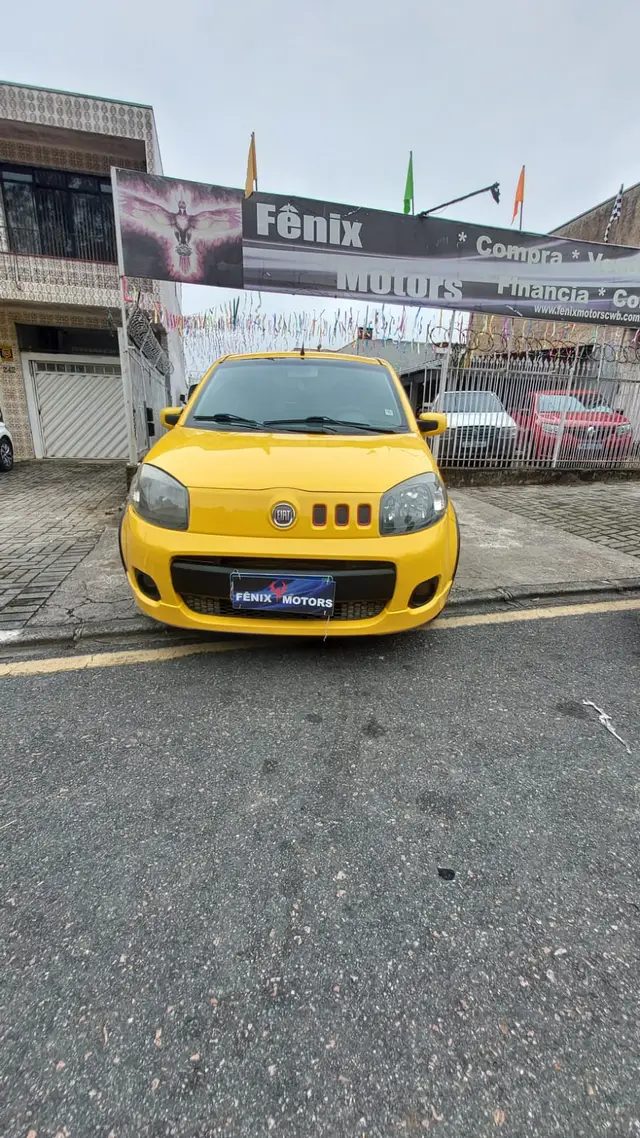 Carro Fiat Uno 2012 Sporting 1.4 8V (Flex) 4p