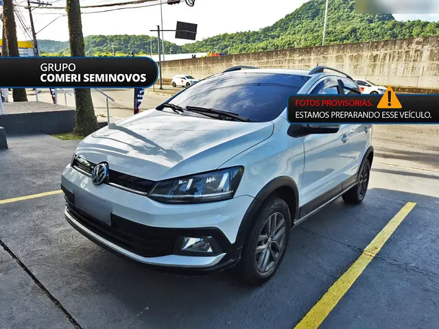 Carro Volkswagen CrossFox 2015 1.6 VHT (Flex)