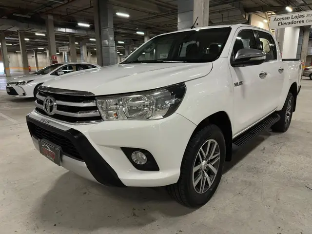 Carro Toyota Hilux Cabine Dupla 2016 Hilux 2.8 TDI SRV CD 4x4 (Aut)