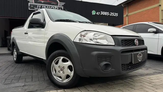 Carro Fiat Strada 2016 Working 1.4 (Flex)