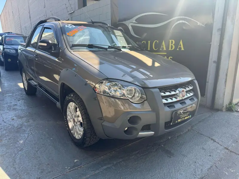 Fiat Adventure 1.8 8V (Flex) (Cabine Dupla)