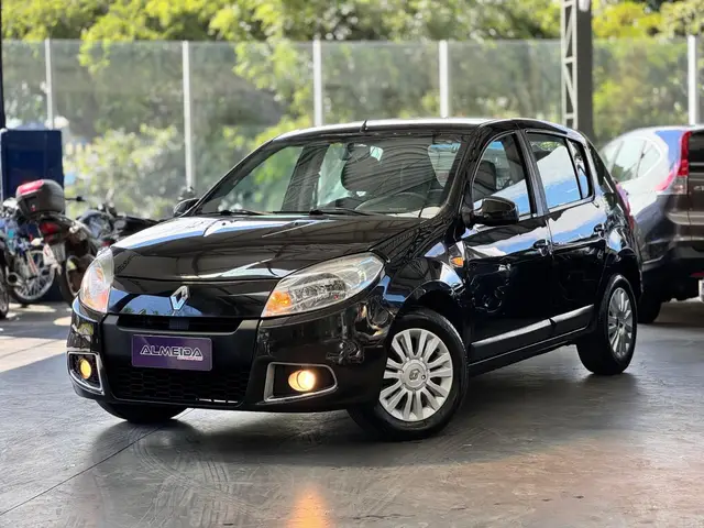 Carro Renault Sandero 2012 Privilège 1.6 8V Hi-Torque (flex)