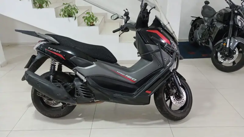 Yamaha 160 ABS