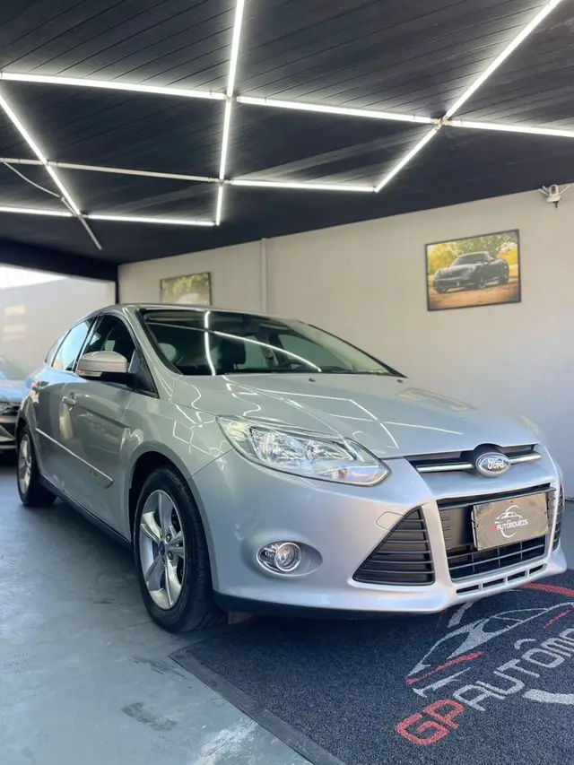 Carro Ford Focus Hatch 2014 S 1.6 16V TiVCT