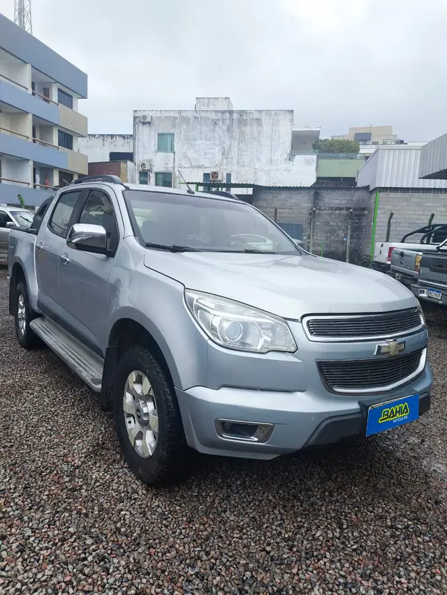 Carro Chevrolet S10 Cabine Dupla 2013 Pick-Up LTZ 2.8 TDI 4x2 CD Dies. (Aut)