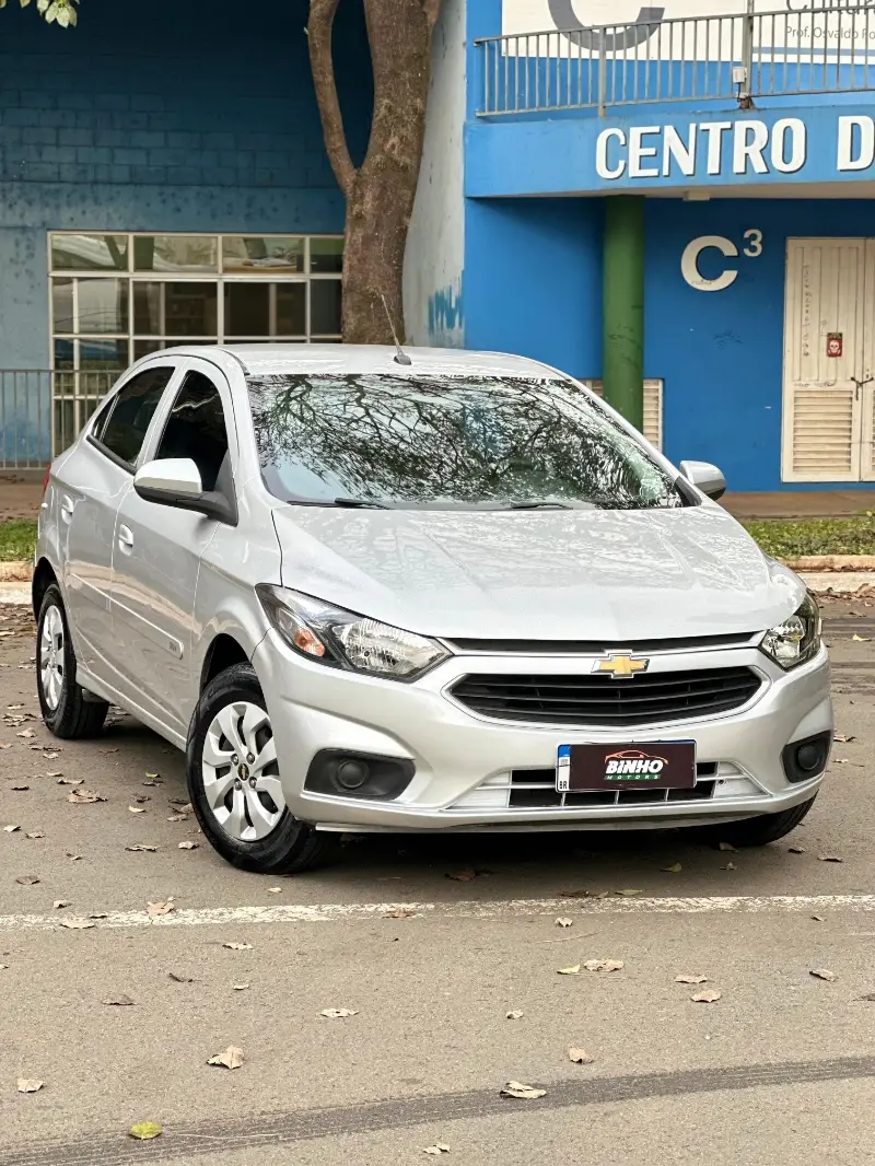 Chevrolet Onix 1.0 LT SPE/4