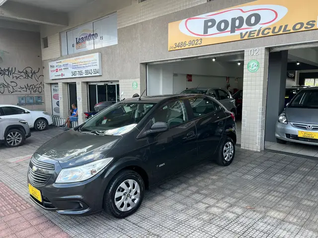 Carro Chevrolet Onix 2016 1.0 LS SPE/4