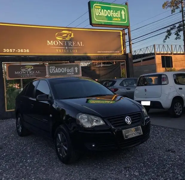 Volkswagen Polo Sedan 1.6 8V (Flex)