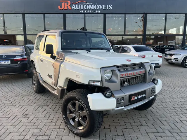 Carro Troller T4 2017 3.2 Diesel XLT 4x4