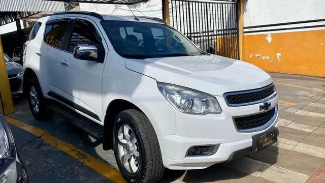 Carro Chevrolet Trailblazer 2013 2.8 TD LTZ 4WD (Aut)