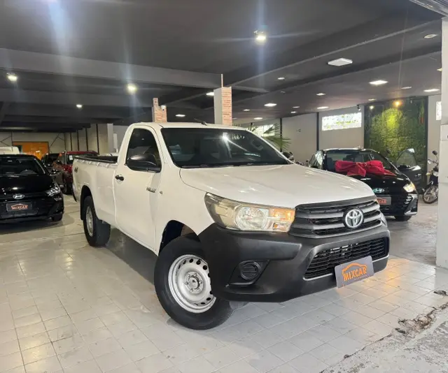 Carro Toyota Hilux Cabine Simples 2017 Hilux 2.8 TDI CS 4x4