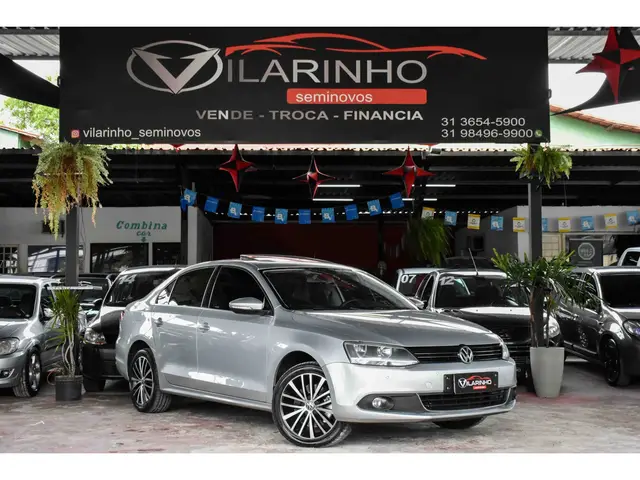 Carro Volkswagen Jetta 2013 2.0 TSI Highline DSG