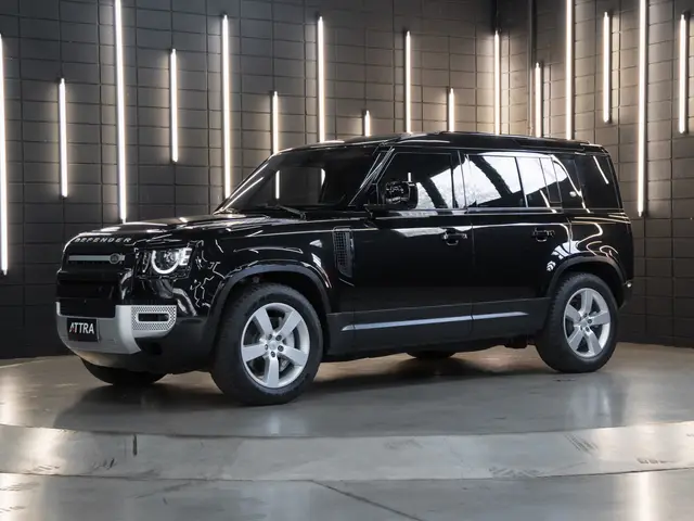 Carro Land Rover Defender 2023 110 D300 HSE Die. Aut.(Híb.)