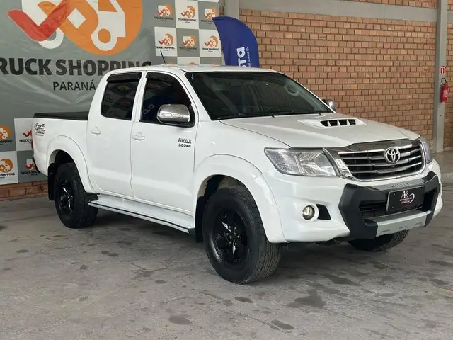 Carro Toyota Hilux Cabine Dupla 2014 Hilux 2.7 Flex 4x4 CD STD
