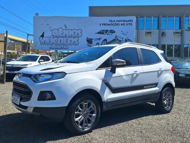 Carro Ford EcoSport 2015 Ecosport Freestyle Powershift 2.0 16V (Flex)