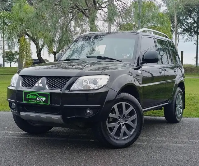 Carro Mitsubishi Pajero TR4 2014 2.0 16V 4x2 (Flex) (Aut)
