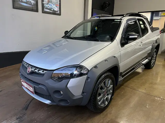 Carro Fiat Strada 2019 Adventure 1.8 16V (Flex) (Cabine Dupla)
