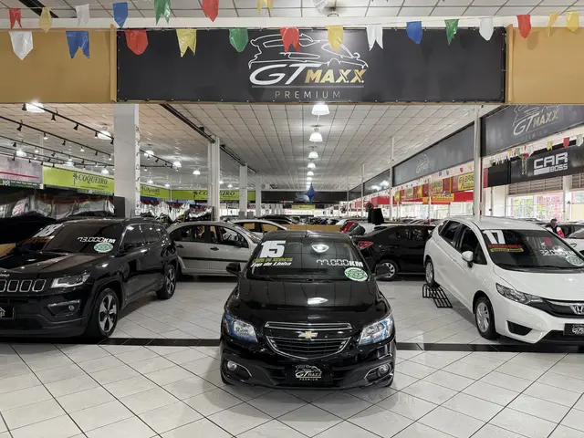 Carro Chevrolet Onix 2015 1.4 LTZ SPE/4 (Aut)