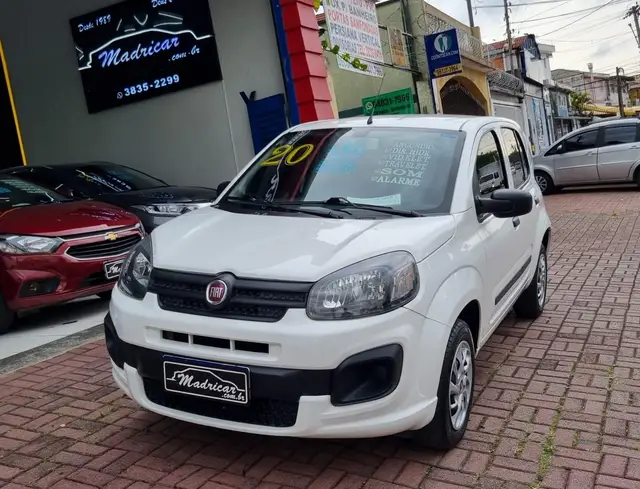 Carro Fiat Uno 2020 Attractive 1.0 8V (Flex) 4p