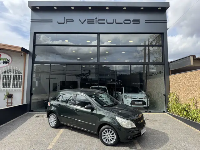 Carro Chevrolet Agile 2011 LTZ 1.4 8V (Flex)