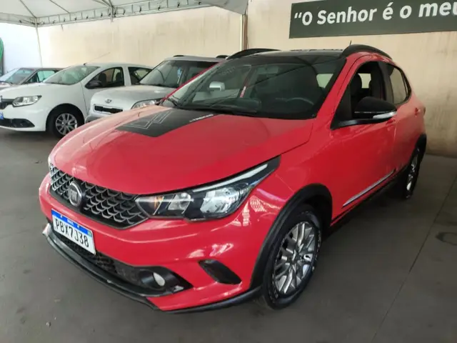 Carro Fiat Argo 2020 Trekking 1.3