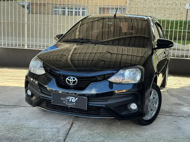 Carro Toyota Etios 2020 X Plus 1.5 (Aut) (Flex)