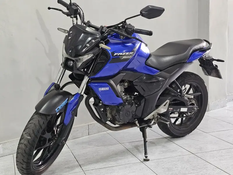 Yamaha Fazer FZ15 ABS