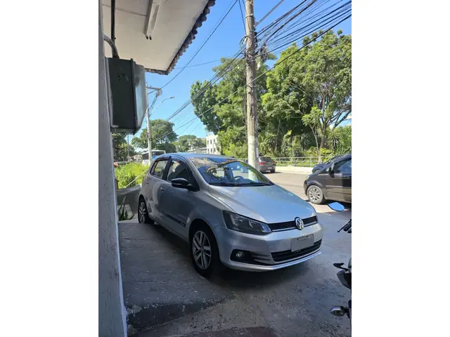 Carro Volkswagen Fox 2017 1.6 MSI Run (Flex)