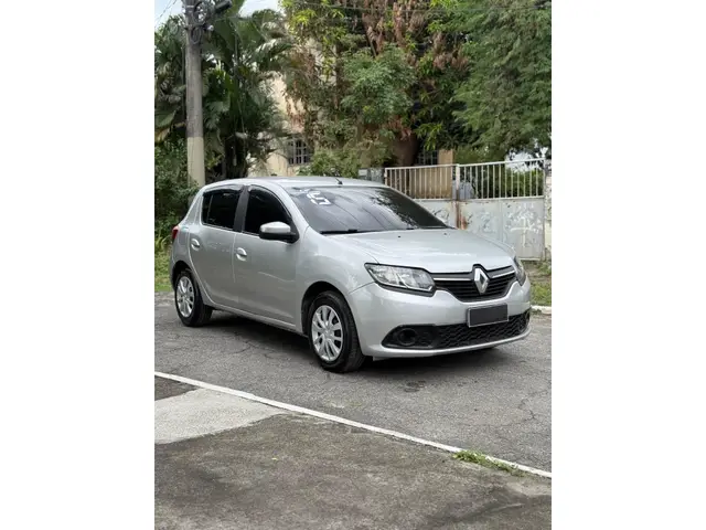 Carro Renault Sandero 2015 Authentique HIi-Power 1.0 16V (Flex)