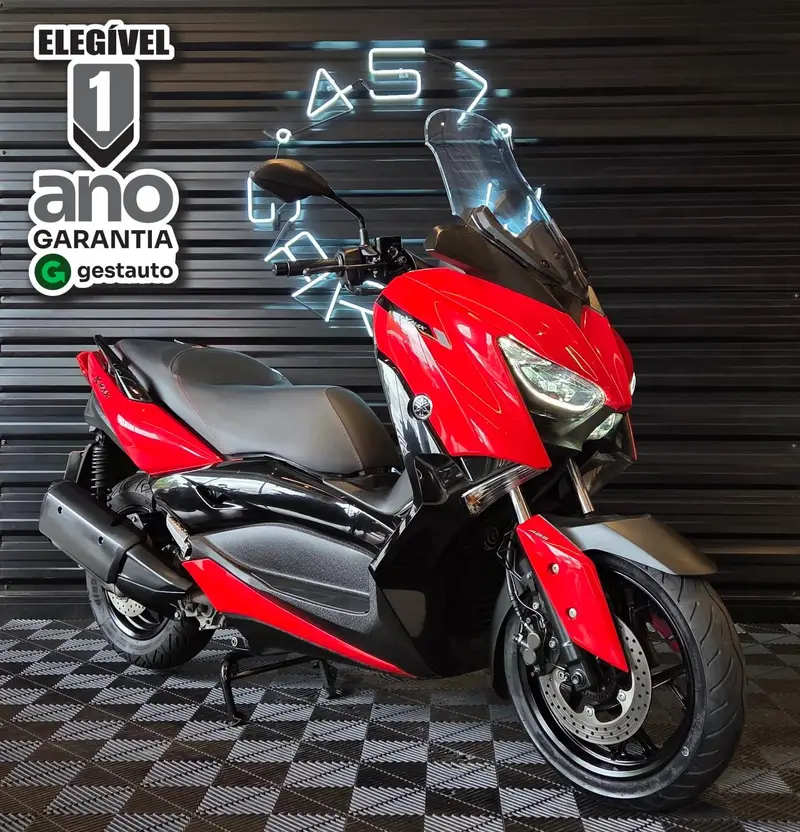 Yamaha XMax ABS