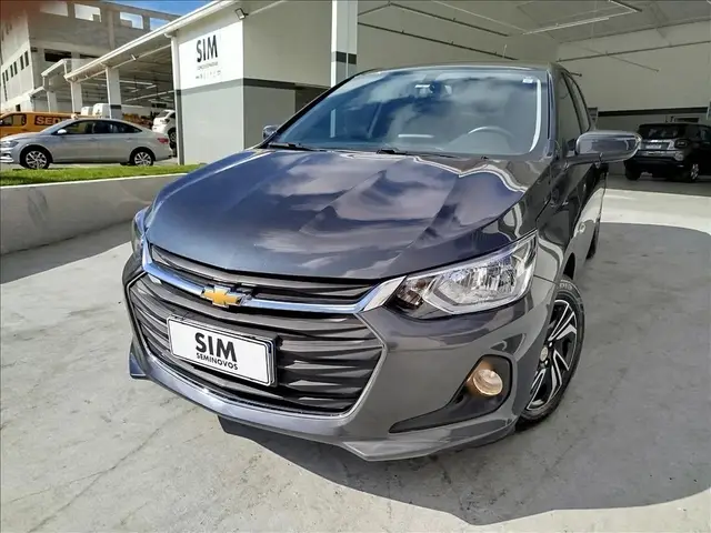 Carro Chevrolet Onix Plus 2024 LT 1.0 Turbo