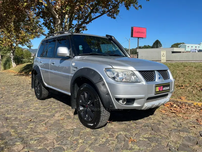 Mitsubishi GLS 2.0 Flex 16V 4x4 Mec.