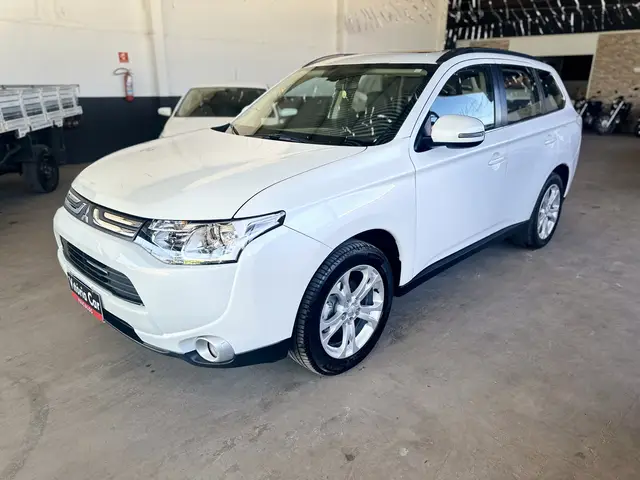 Carro Mitsubishi Outlander 2015 GT 4WD 3.0 V6 (Aut)