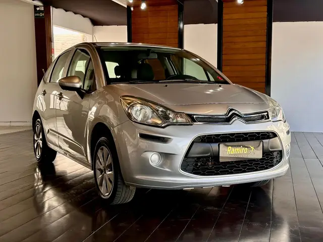 Carro Citroën C3 2017 Origine 1.2 12V (Flex)
