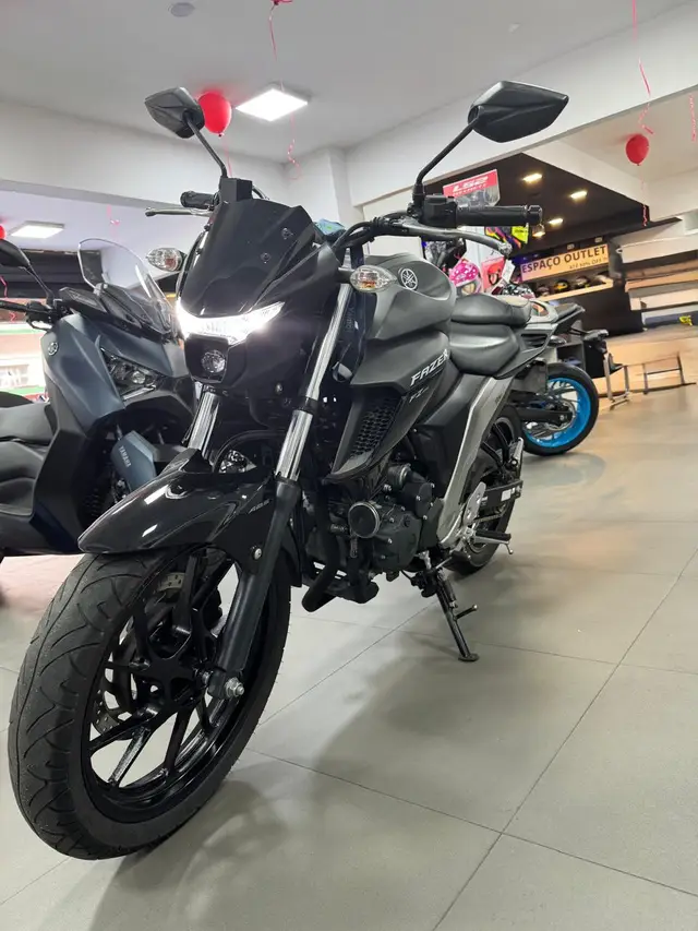 Moto Yamaha Fazer FZ25 2023 Flex