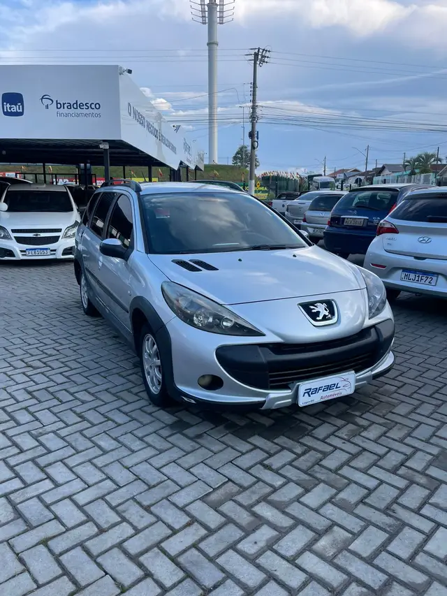 Carro Peugeot 207 SW Escapade 2010 1.6 16V (flex)
