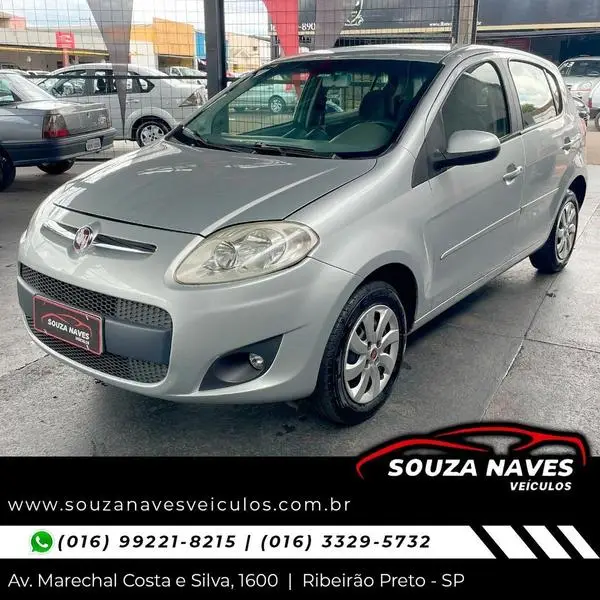 Carro Fiat Palio 2012 Attractive 1.0 8V (Flex)