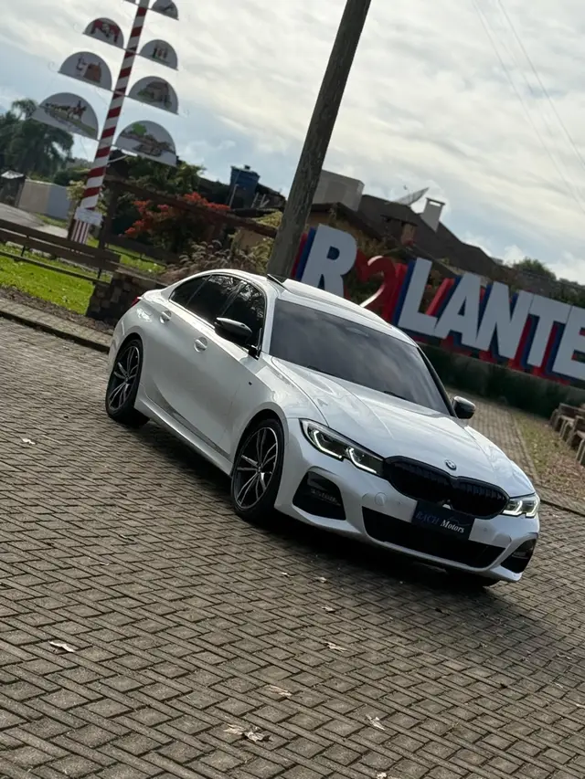 Carro BMW 330i 2019 2.0 Sport AT