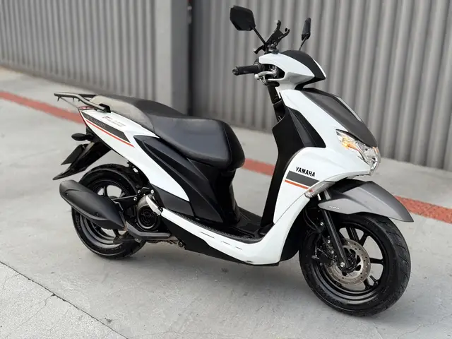 Moto Yamaha Fluo 2023 ABS