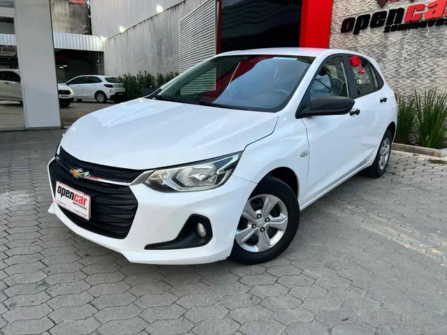 Carro Chevrolet Onix Plus 2024 LT 1.0