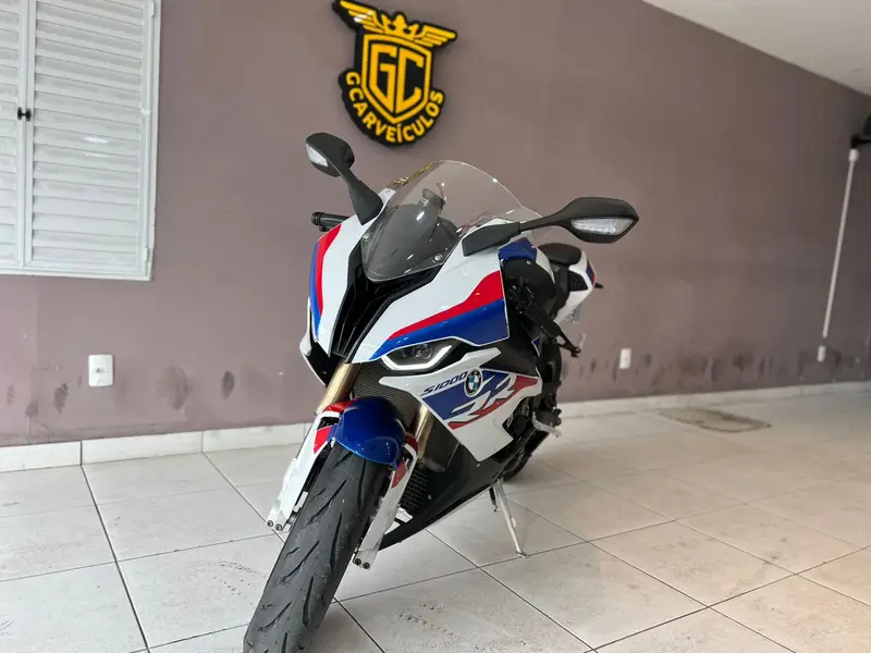 BMW RR
