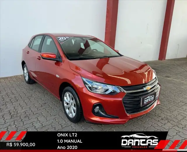 Carro Chevrolet Onix Plus 2020 1.0 LT (Flex)