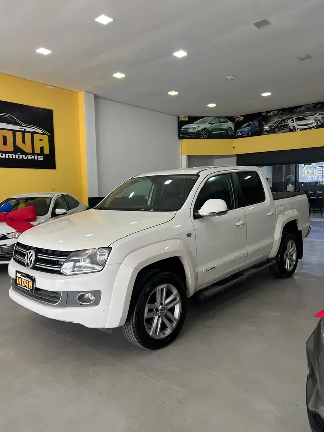 Carro Volkswagen Amarok 2016 2.0 CD 4x4 TDi Highline (Aut)