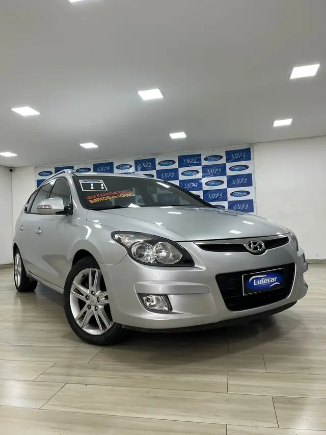 Carro Hyundai i30 CW 2011 2.0i GLS (Aut)