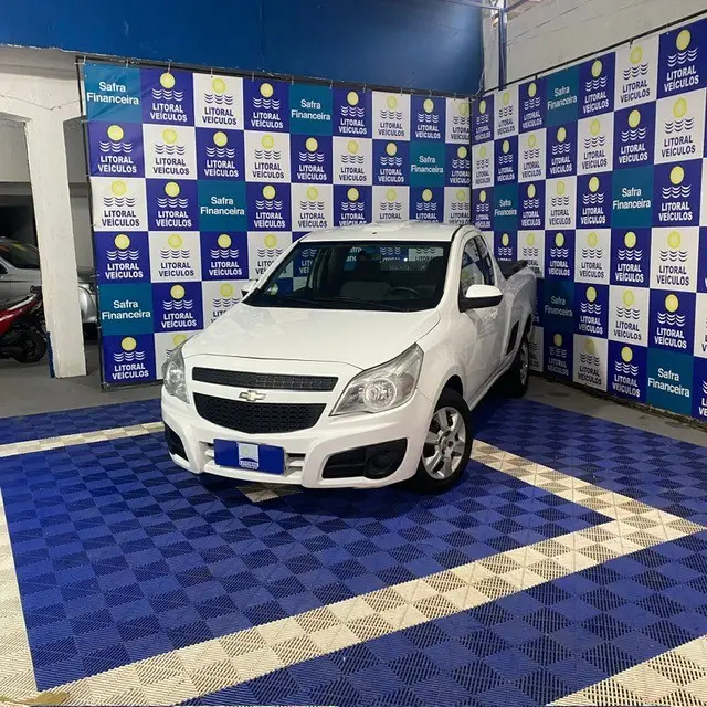 Carro Chevrolet Montana 2017 LS 1.4 (Flex)