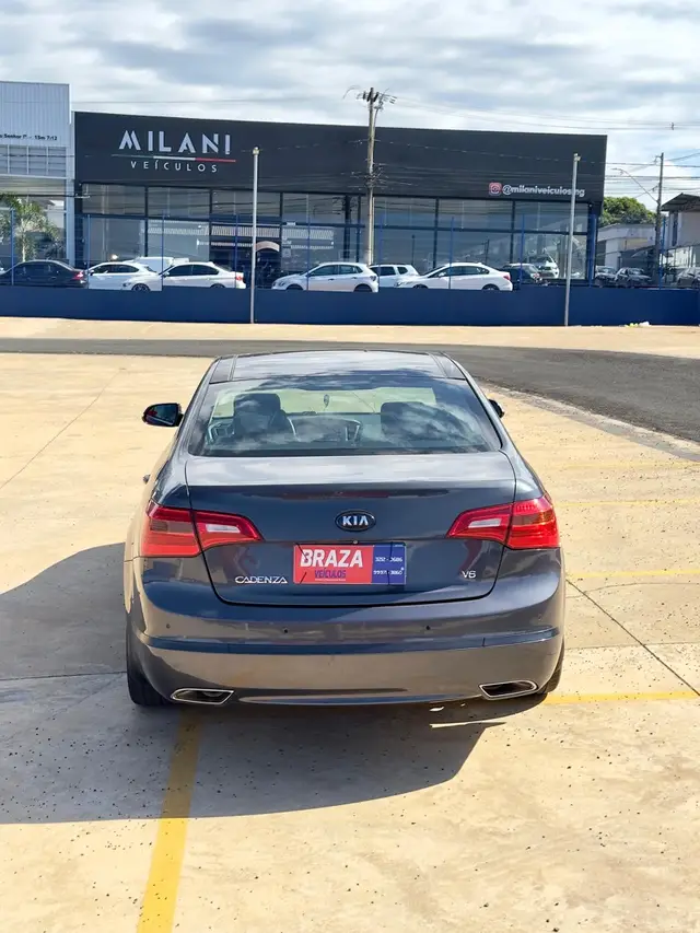 Carro Kia Cadenza 2011 EX 3.5 V6 Z.554 (aut)