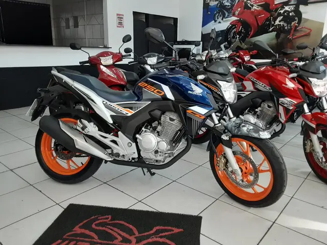 Carro Honda CB 250F Twister 2020 (CBS)