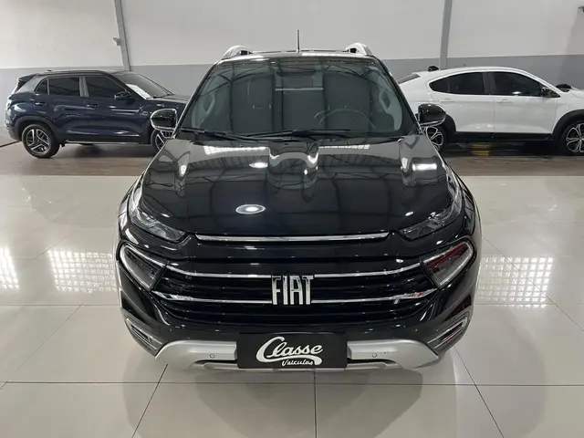 Carro Fiat Toro 2023 Volcano 1.3